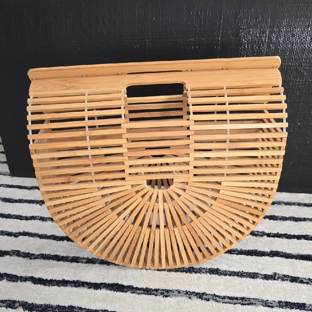 Ark Wooden Half-Moon Bag, Top Handle, Chic Casual, IYKYK, Scandinavian Chic, EUC